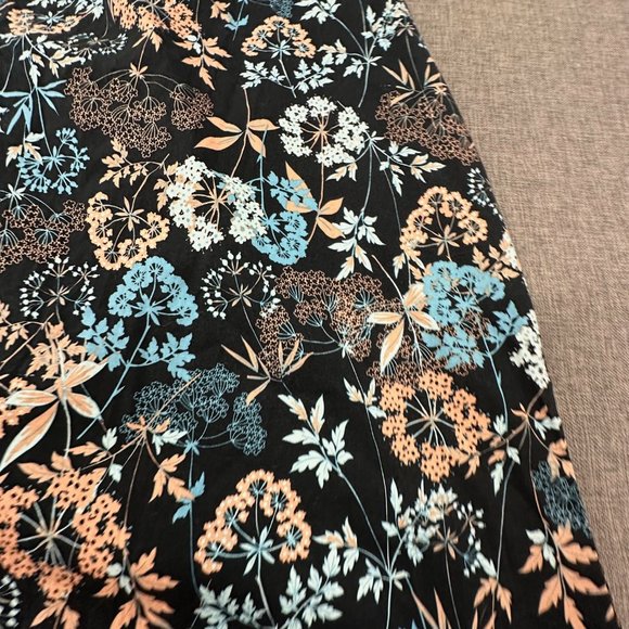 Brand New!! a.n.a a new approach Floral Dress Puffy Short Sleeves Small MSRP $60 - Picture 13 of 14